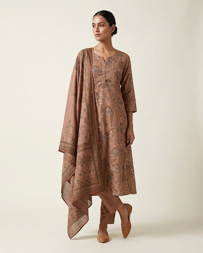 Warm Taupe 