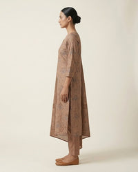 Warm Taupe 