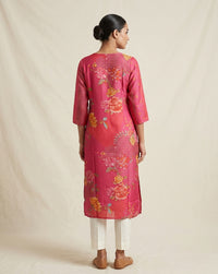 Vibrant Pink Floral Geometric Print Straight Kurti 4
