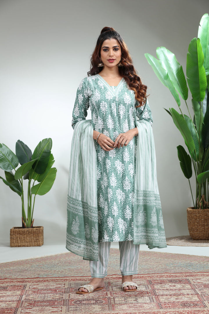 GREEN 3 PIECE SUIT SET WITH DUPATTA,GO-749