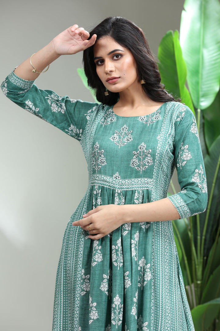 sample dresses Green Printed Flare Dress