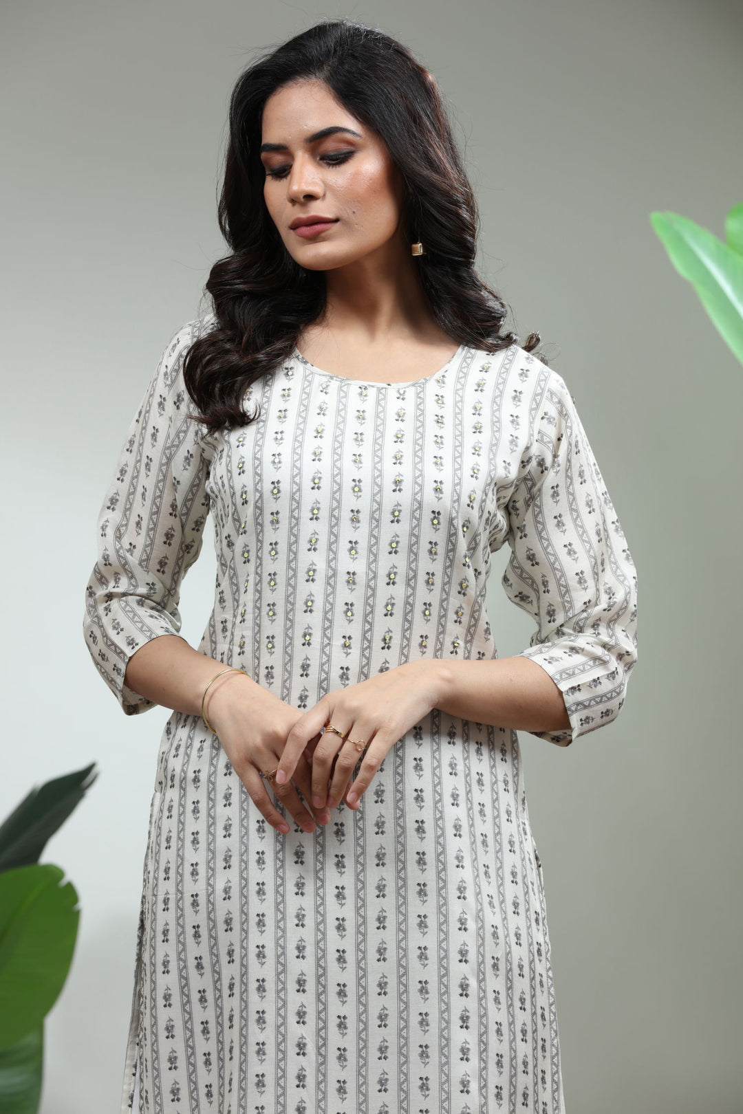 CREAM 3 PEICE SET,GO-771