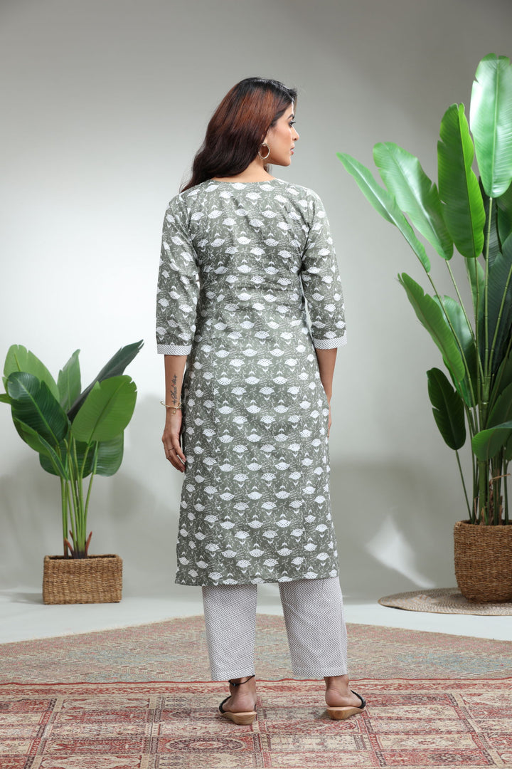 White Printed Flare Dress,GO-782