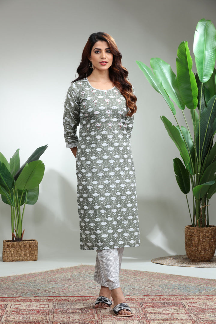 White Printed Flare Dress,GO-782