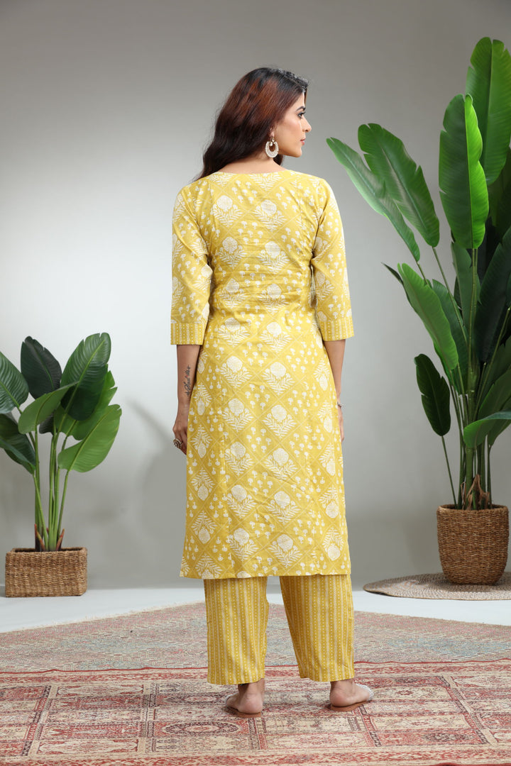 LAVENDER Print Straight Kurti,GO-823