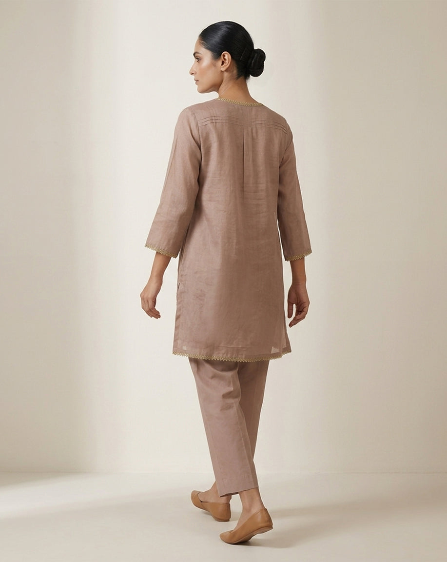 Mauve "Aura" Embroidered Chanderi Kurta &amp; Pant Set