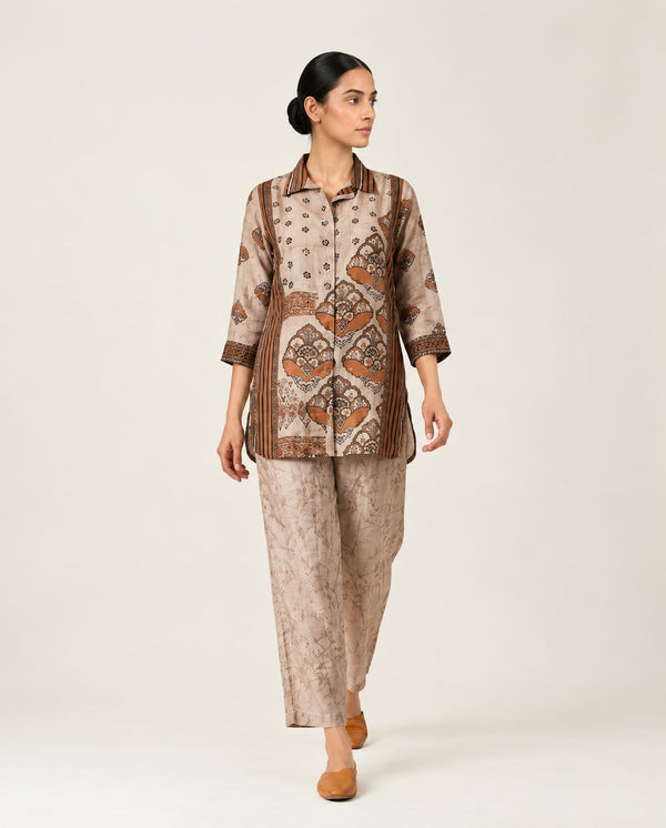 Beige & Terracotta 