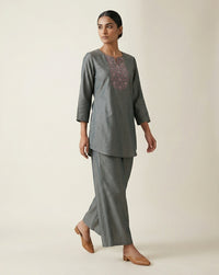 Slate Grey 