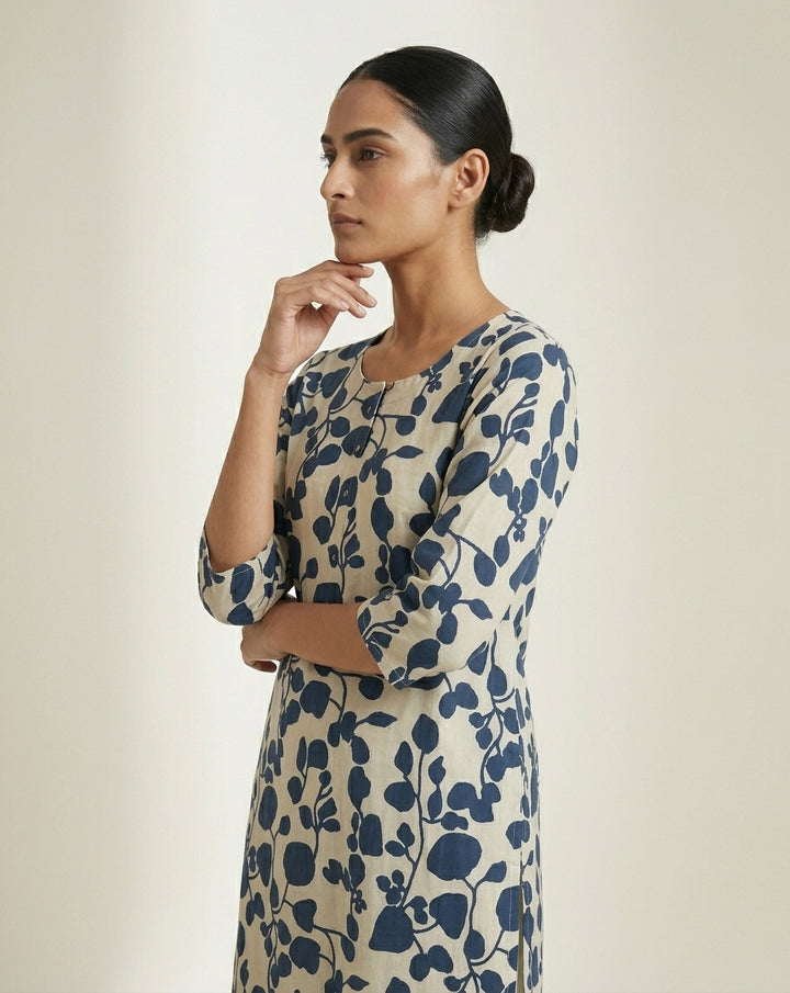 Ivory &amp; Indigo Blue Leaf Print Cotton-Blend Straight Kurta