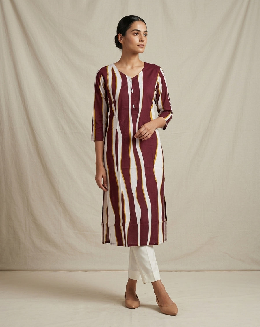 Maroon Abstract Wave Print Straight Kurti