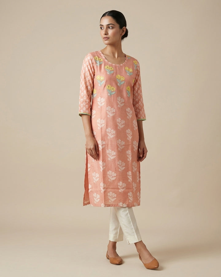 Ivory Geometric Print Muslin Kurti