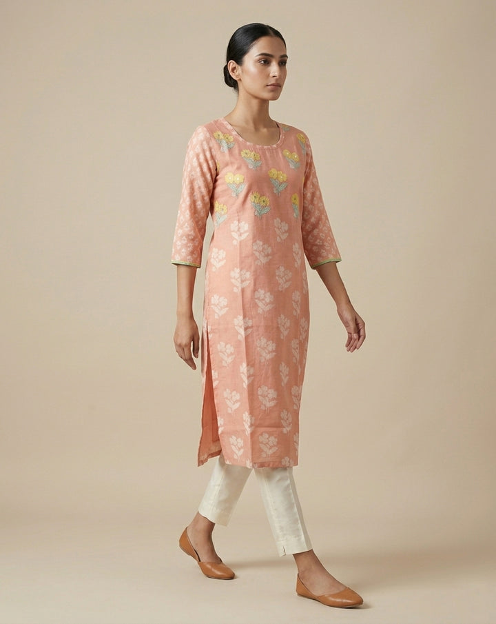 Ivory Geometric Print Muslin Kurti