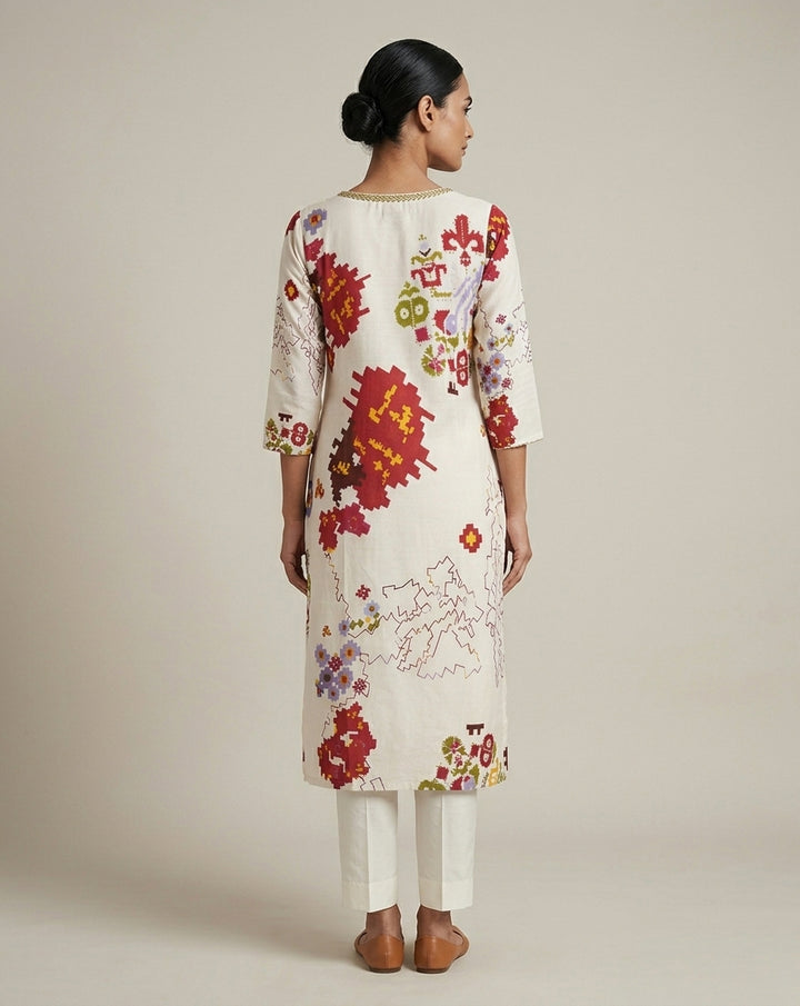 Off-White Contemporary Ikat-Inspired Pixel Print Muslin Kurta