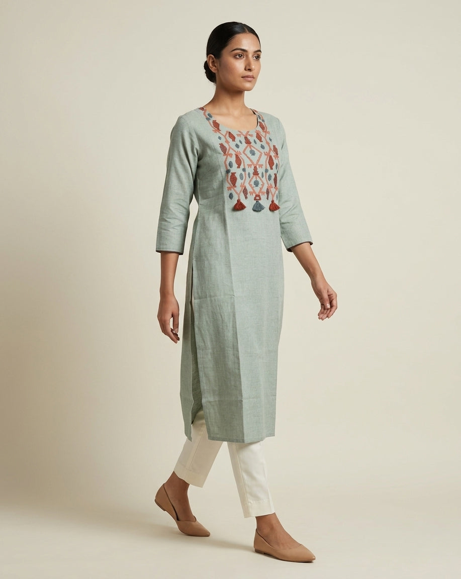 EMBROIDERED STRAIGHT KURTA
