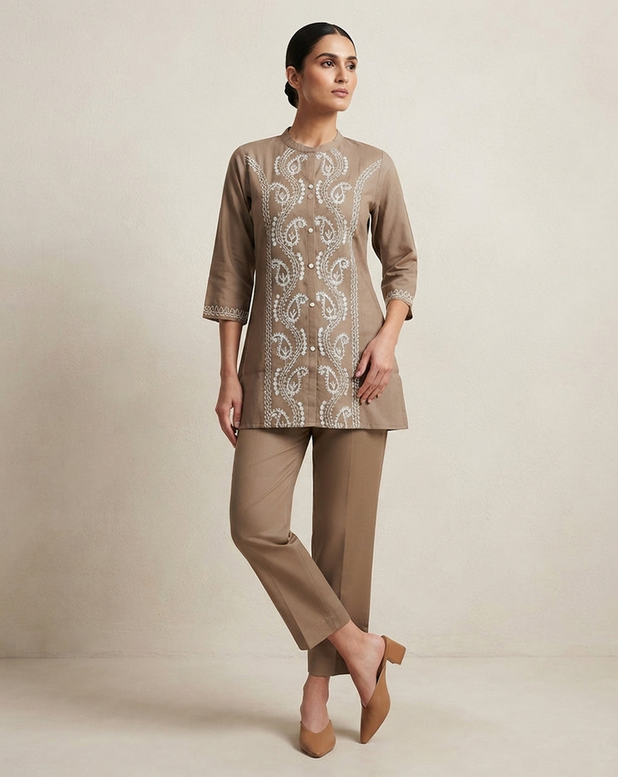 Taupe 
