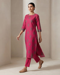 Fuchsia 