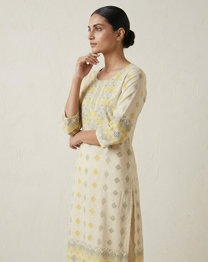 Off-White &amp; Yellow Geometric Print Straight Kurti