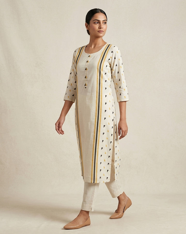 Off-White Minimalist Triangle Motif Straight Kurti