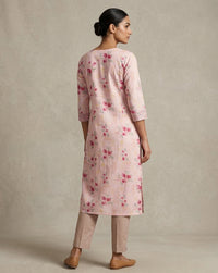 Blush Floral Embroidered Straight Kurta 3
