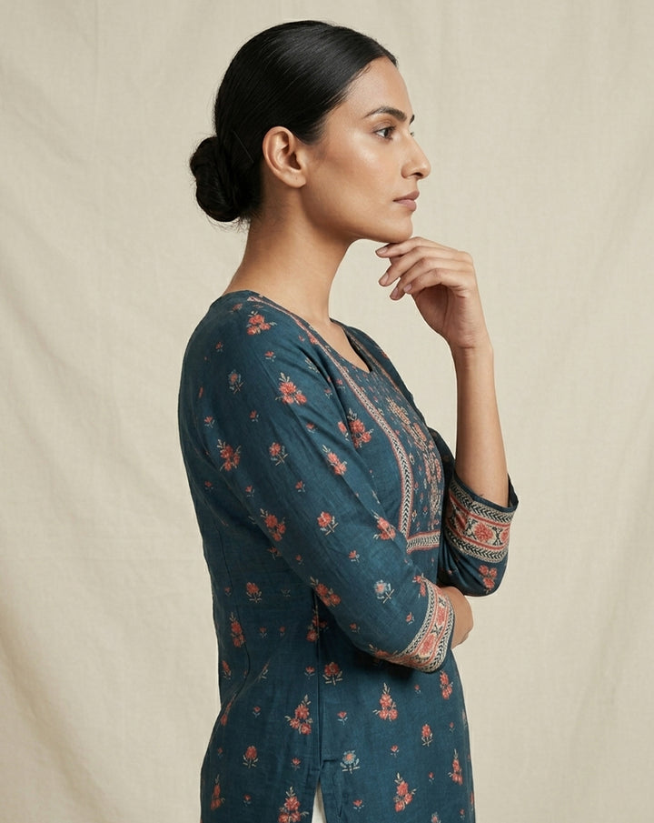 Elegant Teal Floral Printed Straight Kurta