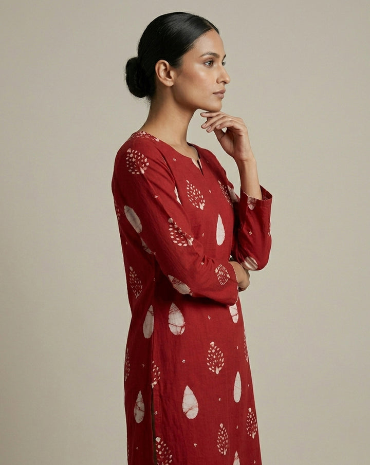 Vibrant Crimson Printed Straight Kurta