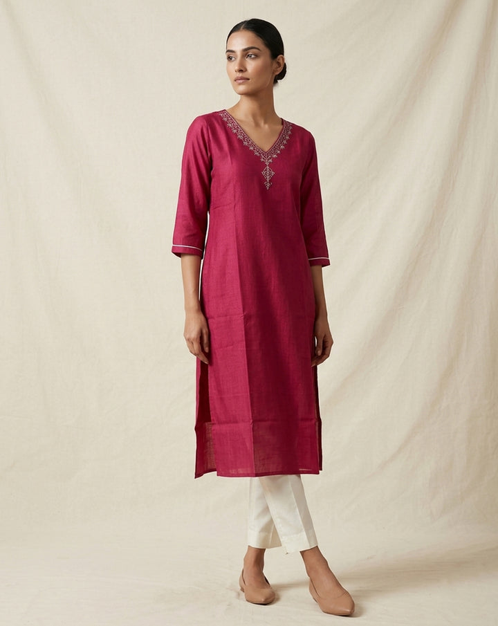 Minimalist Magenta Embroidered V-Neck Straight Kurta