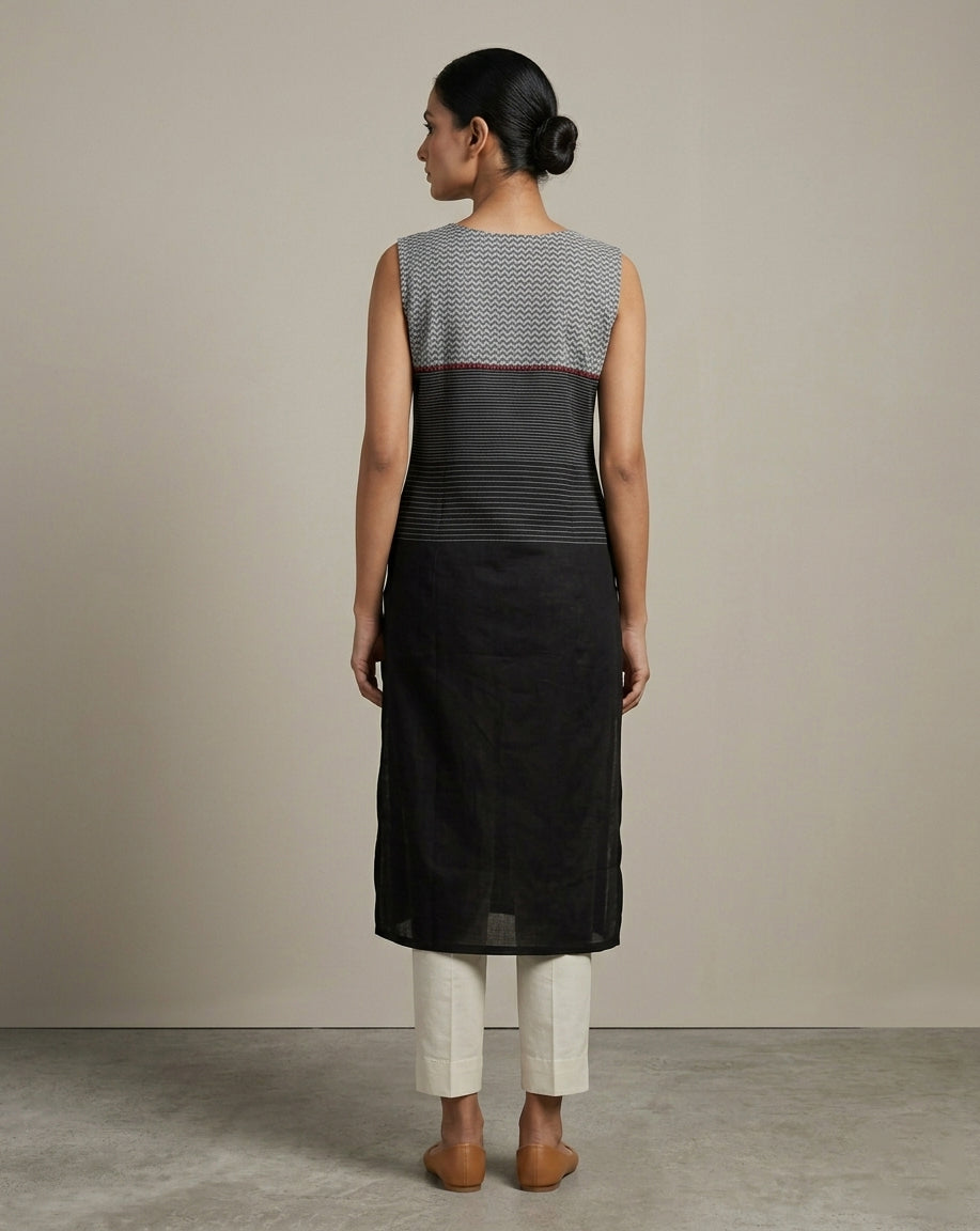 Black and Grey Geometric Color-Blocked Cotton Sleeveless Kurta
