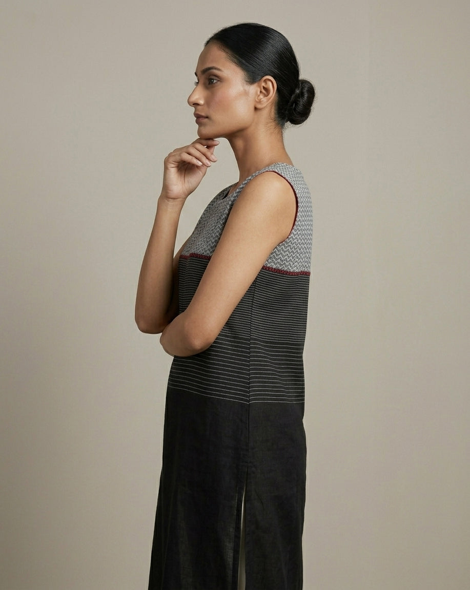 Black and Grey Geometric Color-Blocked Cotton Sleeveless Kurta